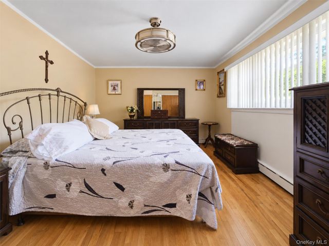 1610 Astor Avenue, Bronx, NY 10469