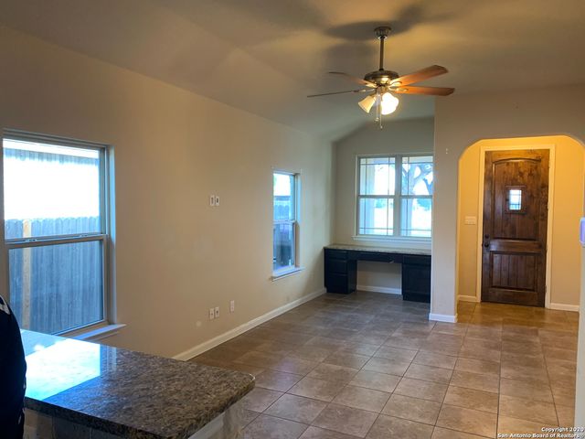 3511 DUNLAP FLDS, Converse, TX 78109