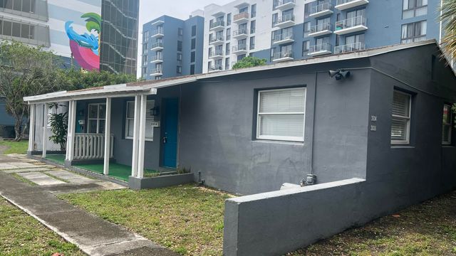 2034 Taylor Street, Hollywood, FL 33020