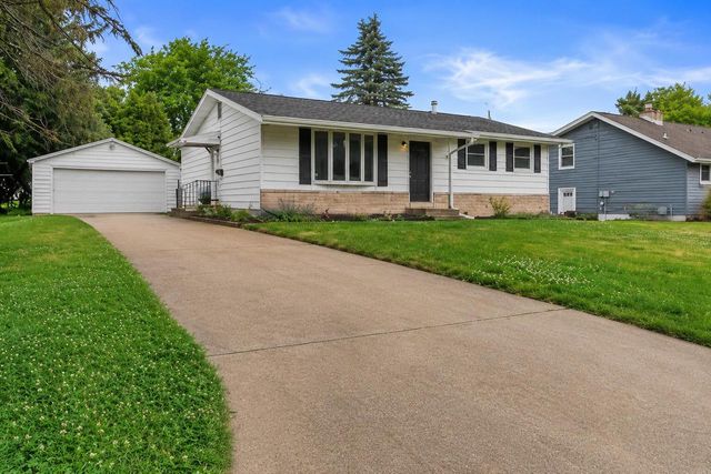 1204 Lisbon STREET, Watertown, WI 53098