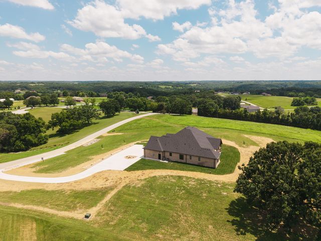 1551 S Millridge Court, Nixa, MO 65714