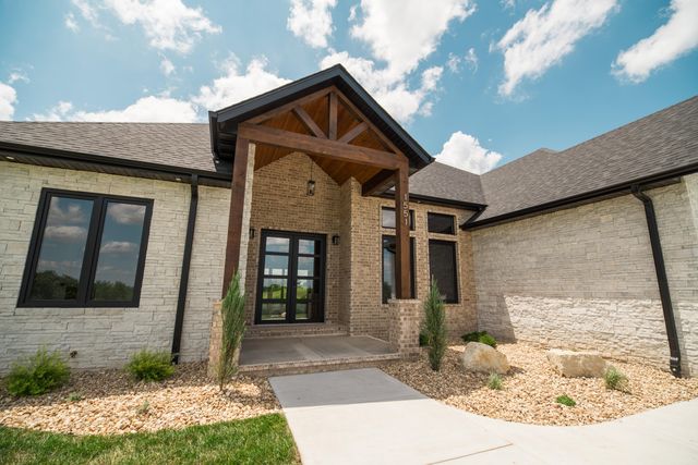 1551 S Millridge Court, Nixa, MO 65714