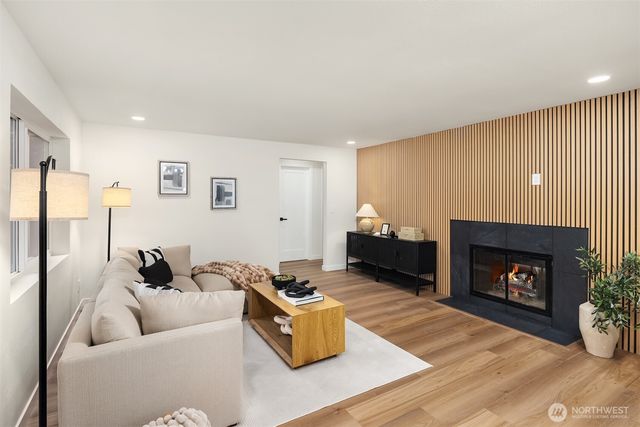 3328 168th Place SE, Bellevue, WA 98008