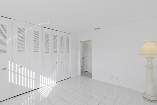 2727 Dudley Drive W G, West Palm Beach, FL 33415