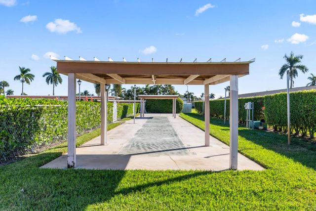 2727 Dudley Drive W G, West Palm Beach, FL 33415