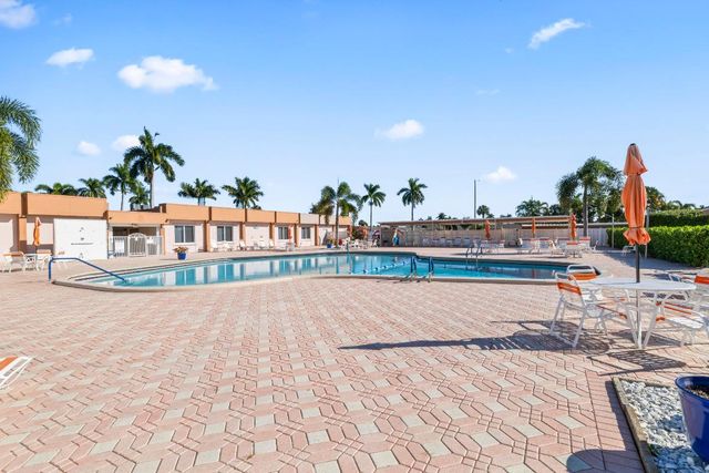 2727 Dudley Drive W G, West Palm Beach, FL 33415