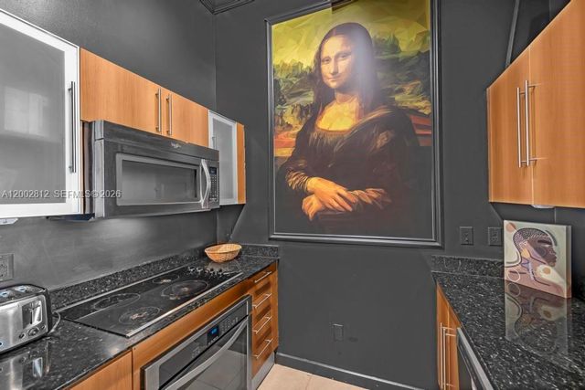 335 S Biscayne Blvd LPH-02, Miami, FL 33131