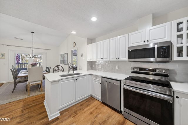 1911 Falls Landing Drive 203, Raleigh, NC 27614