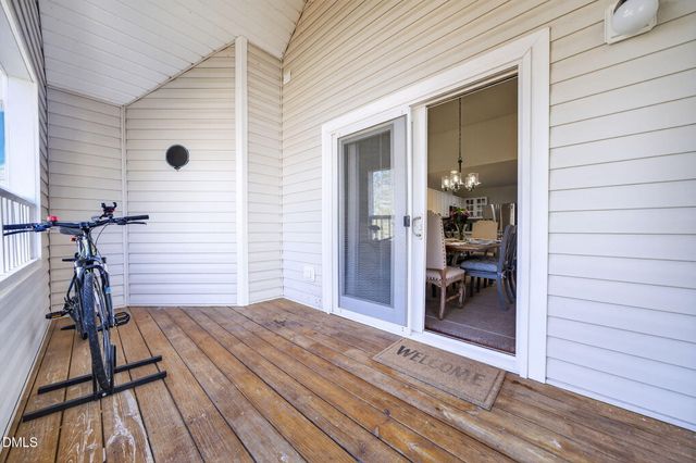 1911 Falls Landing Drive 203, Raleigh, NC 27614