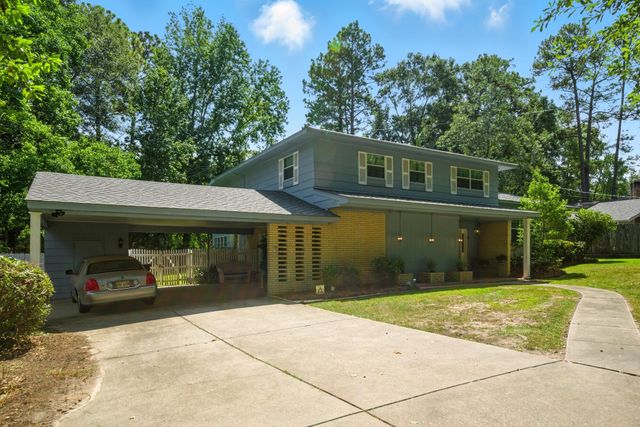 1004 Estelle St., Hattiesburg, MS 39402