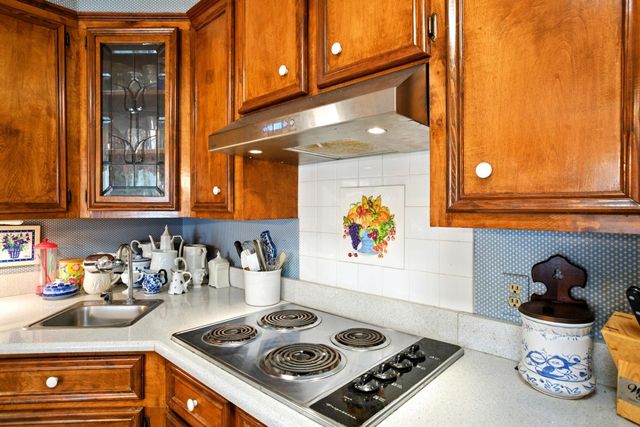 1004 Estelle St., Hattiesburg, MS 39402