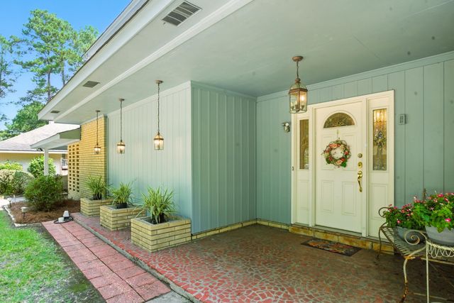 1004 Estelle St., Hattiesburg, MS 39402