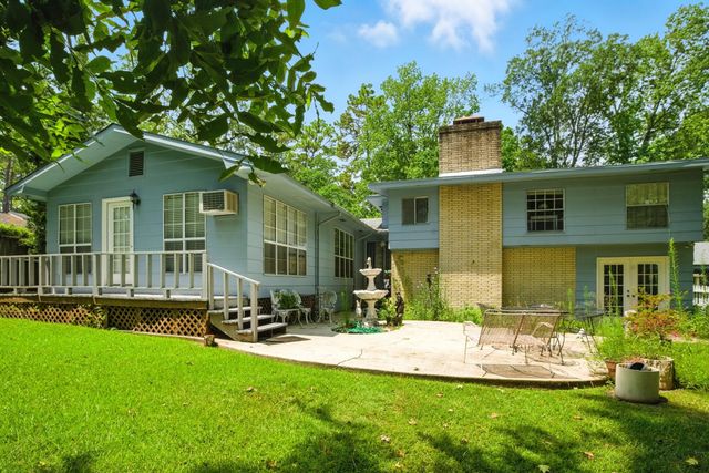 1004 Estelle St., Hattiesburg, MS 39402