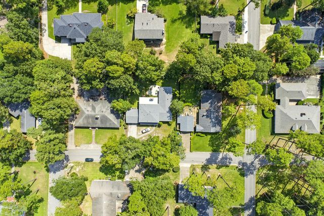 1004 Estelle St., Hattiesburg, MS 39402