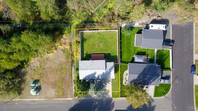1125 E Evergreen Dr, Medical Lake, WA 99022