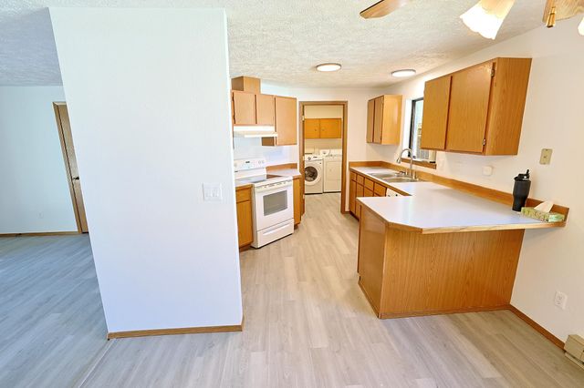 1125 E Evergreen Dr, Medical Lake, WA 99022