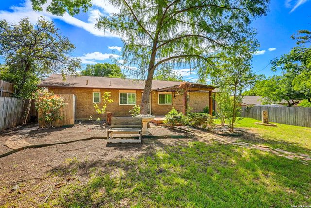 6118 FOREST VIEW ST, San Antonio, TX 78240