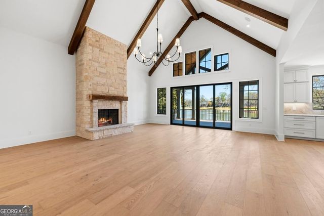 136 Barrington Hall Drive, Eatonton, GA 31024