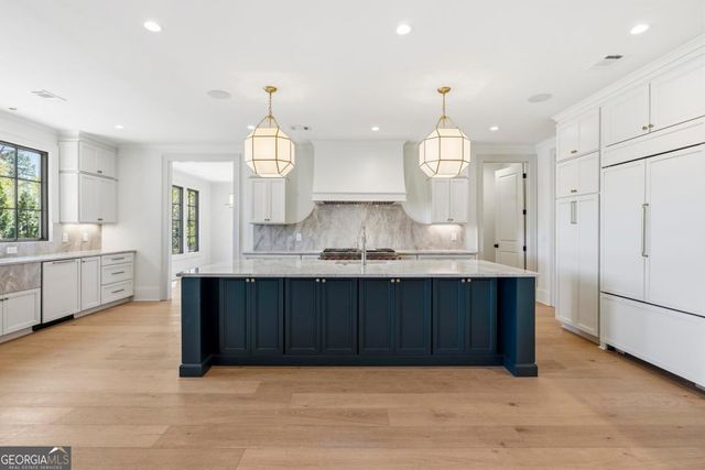 136 Barrington Hall Drive, Eatonton, GA 31024