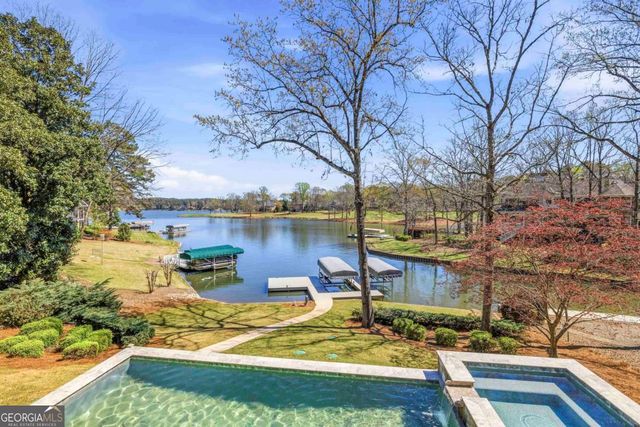 136 Barrington Hall Drive, Eatonton, GA 31024