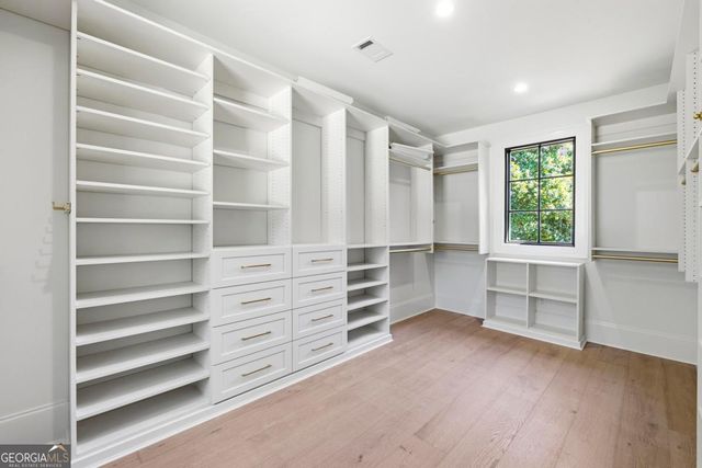 136 Barrington Hall Drive, Eatonton, GA 31024