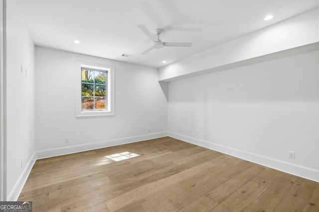 136 Barrington Hall Drive, Eatonton, GA 31024