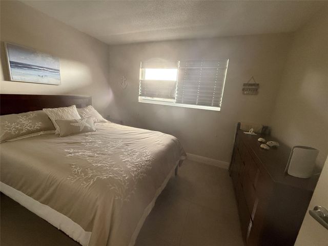 2791 N Pine Island Road 302, Sunrise, FL 33322