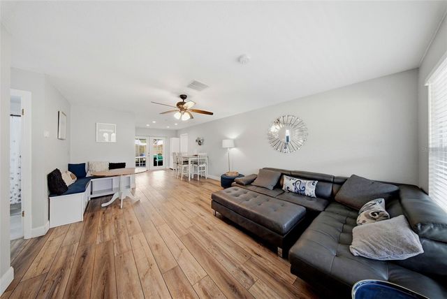 7976 SHADOW RUN DRIVE, Largo, FL 33773