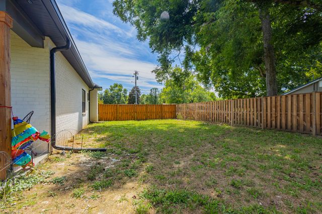 775 Ragsdale Rd, Manchester, TN 37355