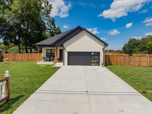 775 Ragsdale Rd, Manchester, TN 37355