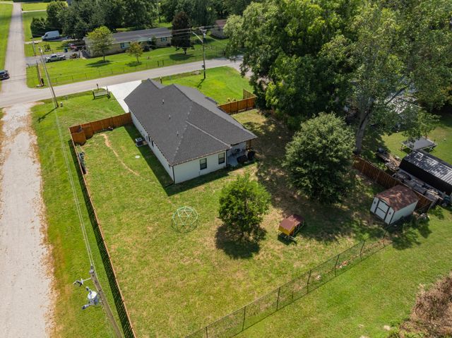 775 Ragsdale Rd, Manchester, TN 37355