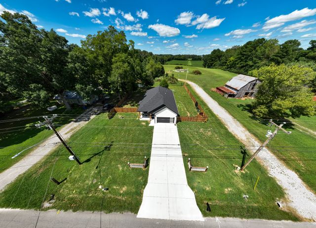 775 Ragsdale Rd, Manchester, TN 37355