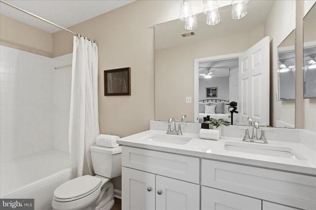 14143 COMPTON VALLEY WAY, Centreville, VA 20121