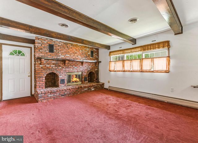 227 MEADOW LN, Woodbury, NJ 08096