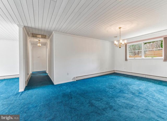 227 MEADOW LN, Woodbury, NJ 08096