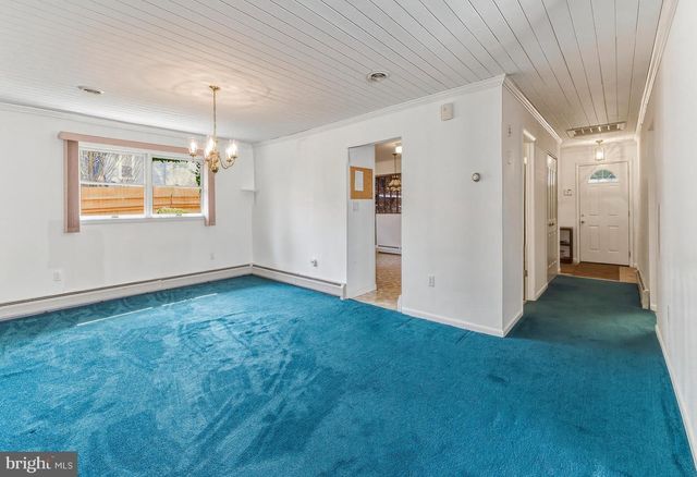 227 MEADOW LN, Woodbury, NJ 08096