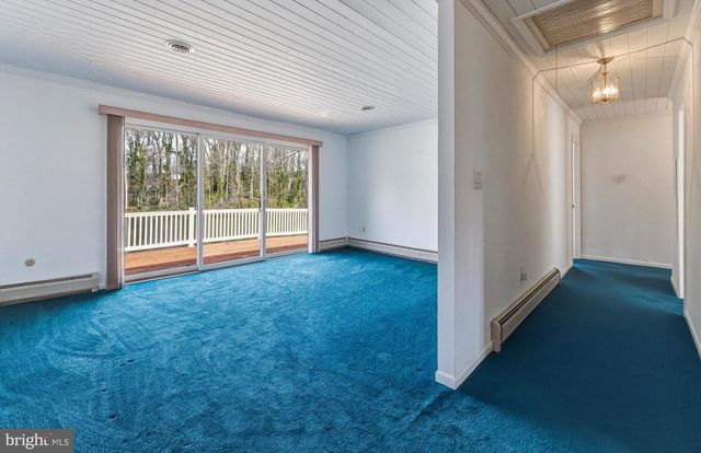 227 MEADOW LN, Woodbury, NJ 08096