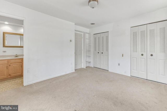 227 MEADOW LN, Woodbury, NJ 08096