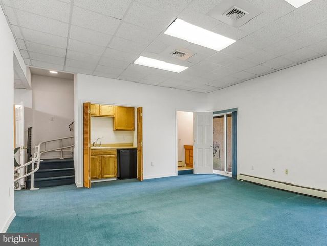 227 MEADOW LN, Woodbury, NJ 08096