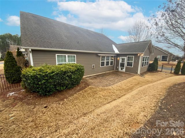 200 Sweet Briar Drive, Fort Mill, SC 29707
