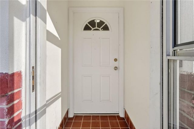 8740 Lueck LN N # 1, Fort Myers, FL 33919