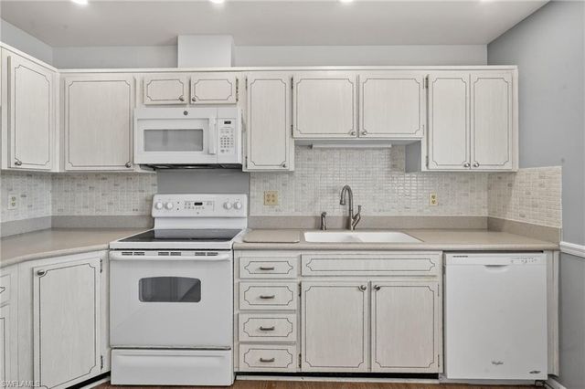 8740 Lueck LN N # 1, Fort Myers, FL 33919