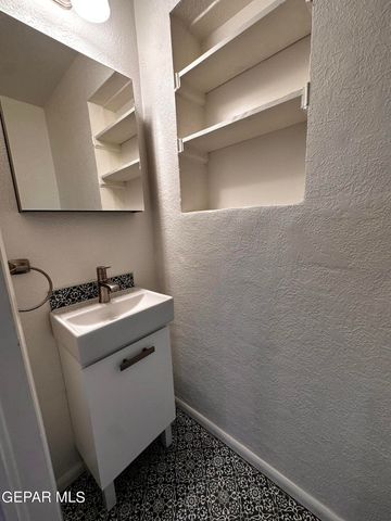 1516 ELMHURST Drive, El Paso, TX 79925