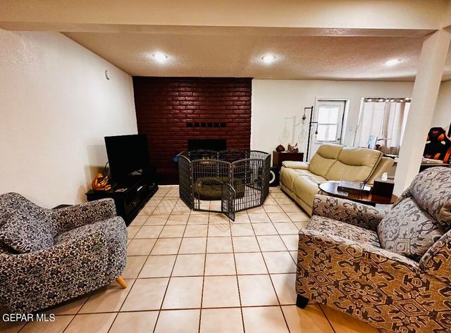 1516 ELMHURST Drive, El Paso, TX 79925