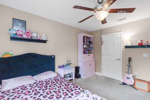 2643 Avenida De Soto, Navarre, FL 32566