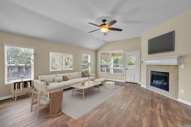 2803 Silverton Ct, San Antonio, TX 78261