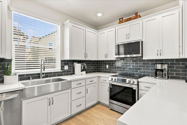 10831 Windrow Way, Rancho Cordova, CA 95670