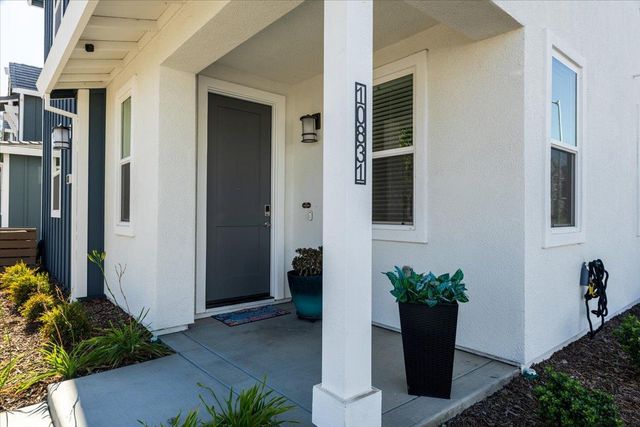 10831 Windrow Way, Rancho Cordova, CA 95670