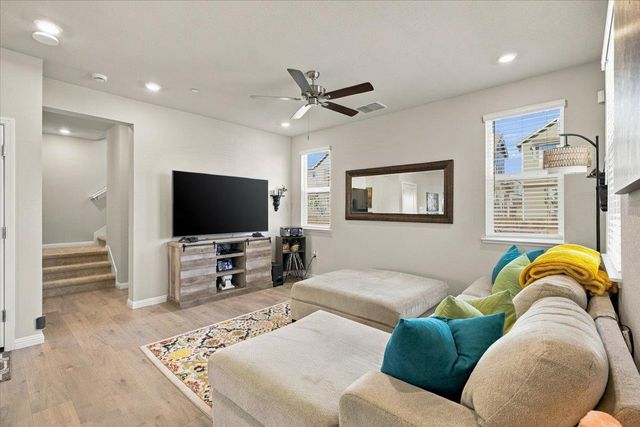 10831 Windrow Way, Rancho Cordova, CA 95670
