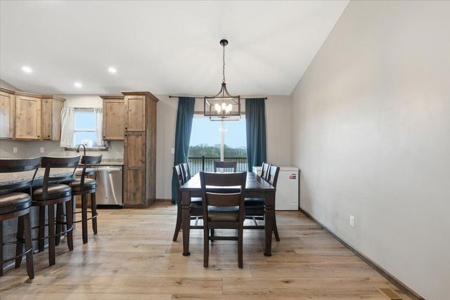 1755 Otter Way, New Richmond, WI 54017